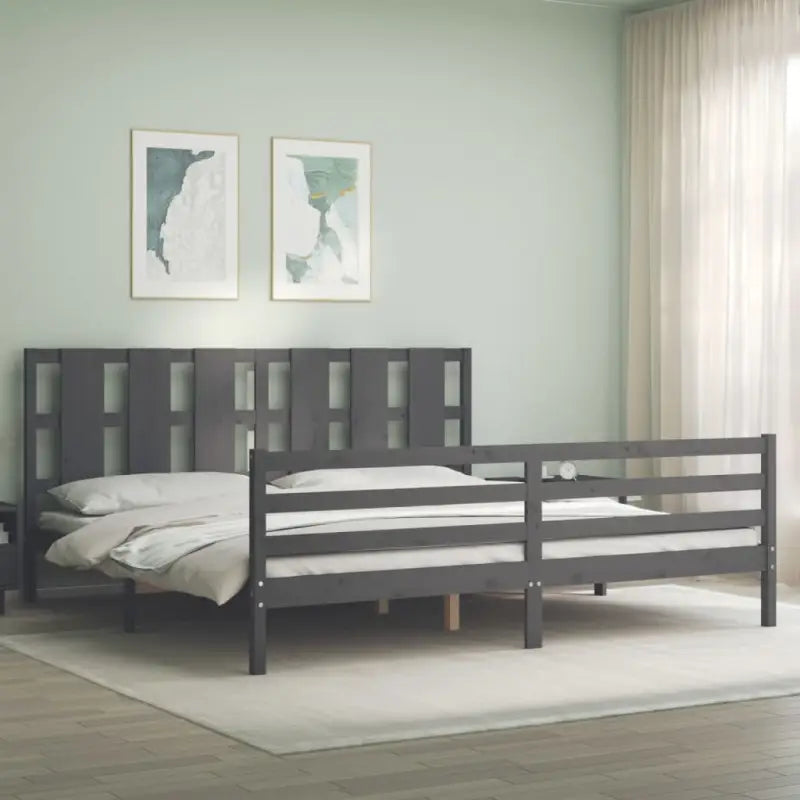 Massief grenenhouten bedframe voor een natuurlijke en praktische inrichting - Grijs / 200 x 200 cm - Bedden & bedframes