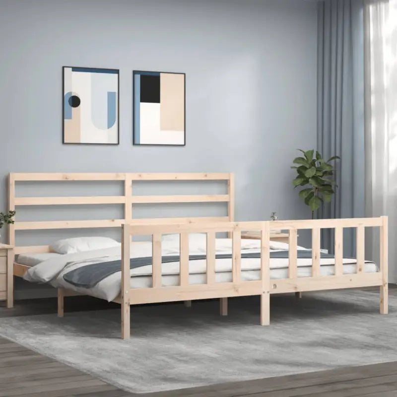 Massief grenenhouten bedframe voor een stevige en natuurlijke uitstraling - Naturel / 200 x 200 cm - Bedden & bedframes