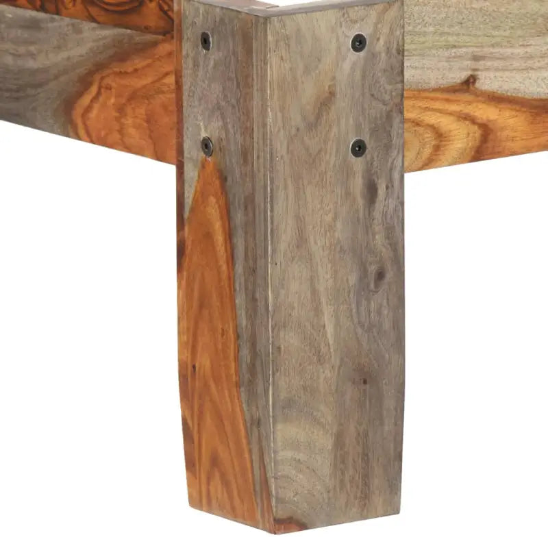 Massief houten bedframe voor een elegante en klassieke slaapkamer sfeer - 200 x 200 cm - Bedden & bedframes