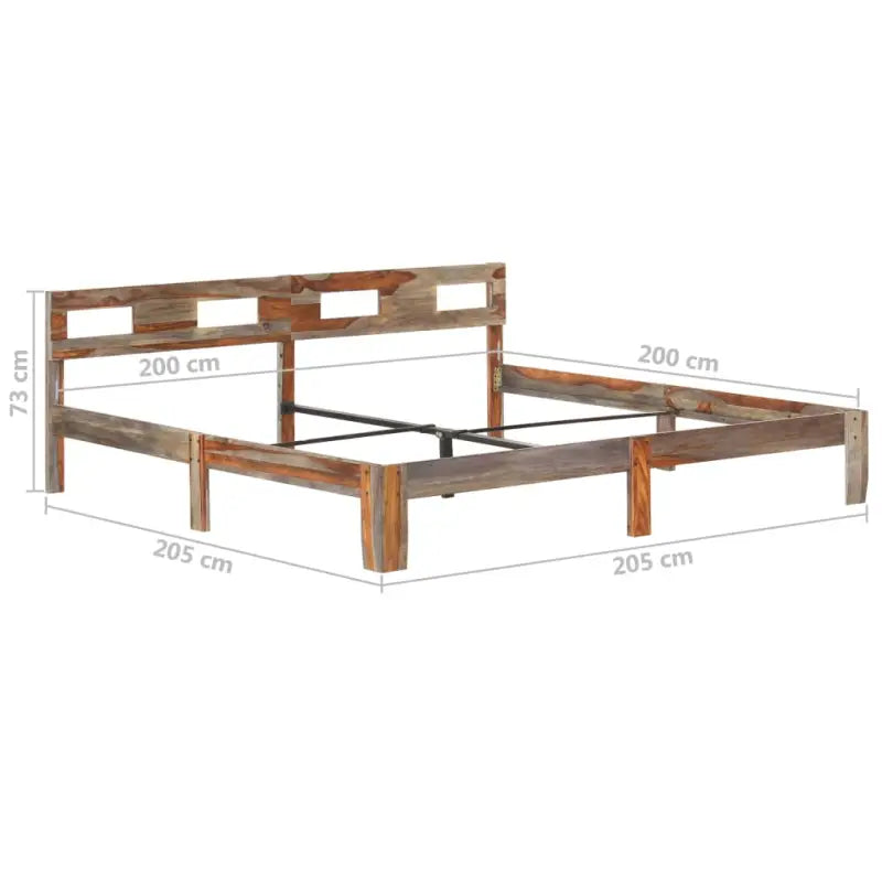 Massief houten bedframe voor een elegante en klassieke slaapkamer sfeer - 200 x 200 cm - Bedden & bedframes