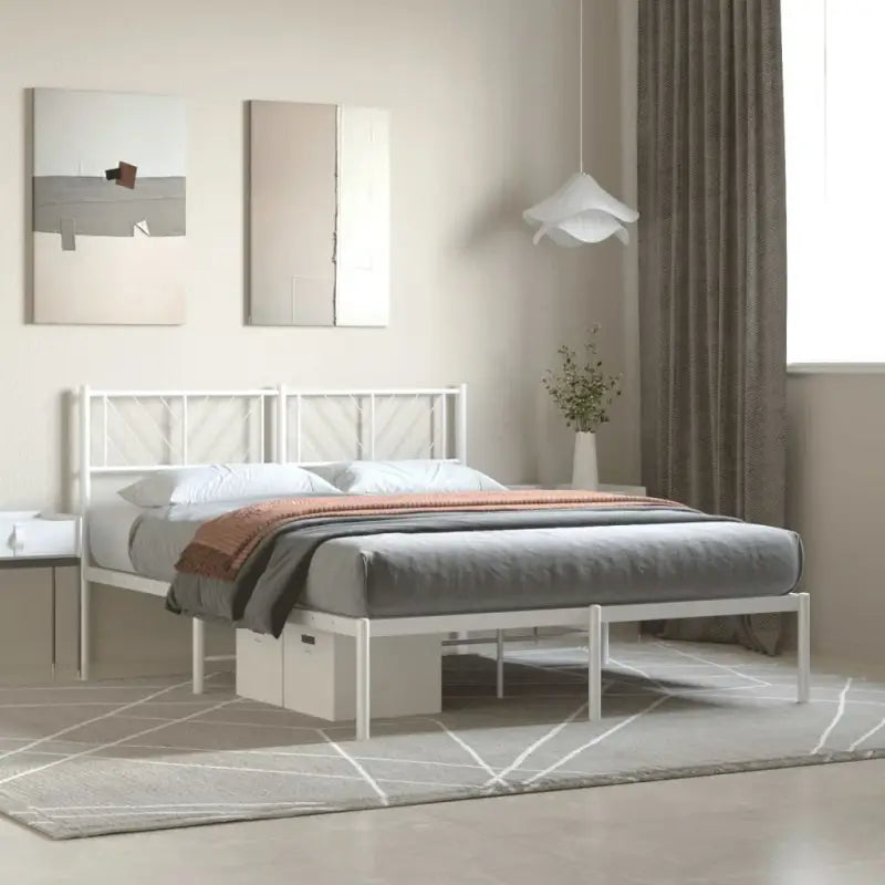 Metalen bedframe met extra opbergruimte en stevige metalen latten - Wit / 140 x 190 cm / met hoofdbord - Bedden &