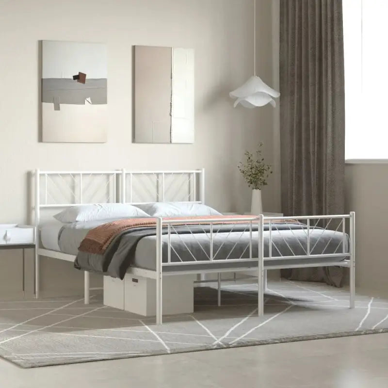 Metalen bedframe met extra opbergruimte en stevige metalen latten - Wit / 140 x 190 cm / met hoofdbord & voetbord