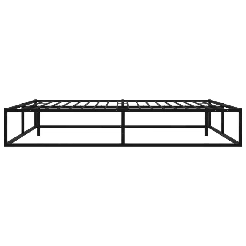 Metalen bedframe met gepoedercoat afwerking voor een klassieke slaapkamer - Bedden & bedframes