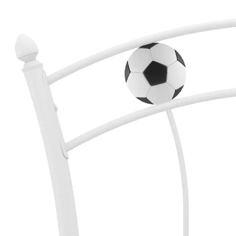 Metalen bedframe met voetbaldesign voor een heerlijke nachtrust - Bedden & bedframes