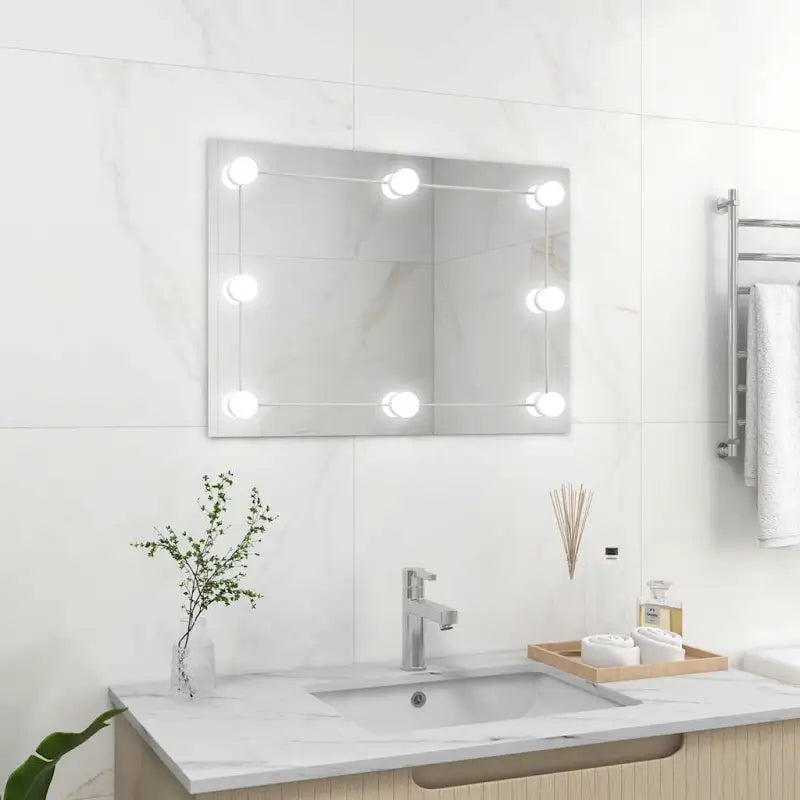 Minimalistische wandspiegel voor een ruimere uitstraling - 70 x 50 cm / 1 / Met LED’s - Spiegels
