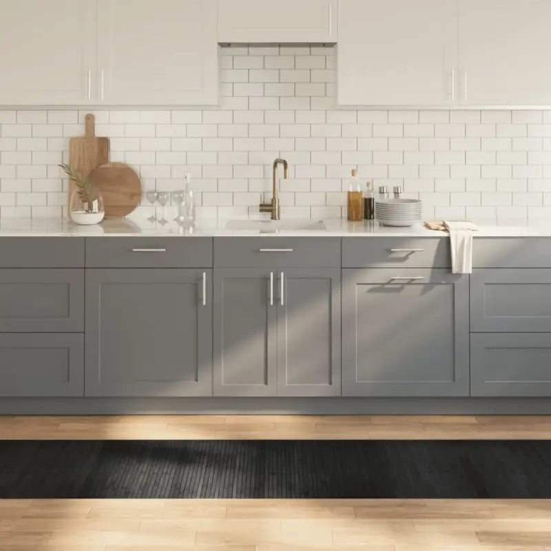 Modern bamboe vloerkleed in neutrale kleuren voor een natuurlijke uitstraling - Grijs / 60 x 500 cm - Vloerkleden