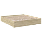 Modern bedframe met lades van bewerkt hout voor een eigentijdse slaapkamer - Bedden & bedframes