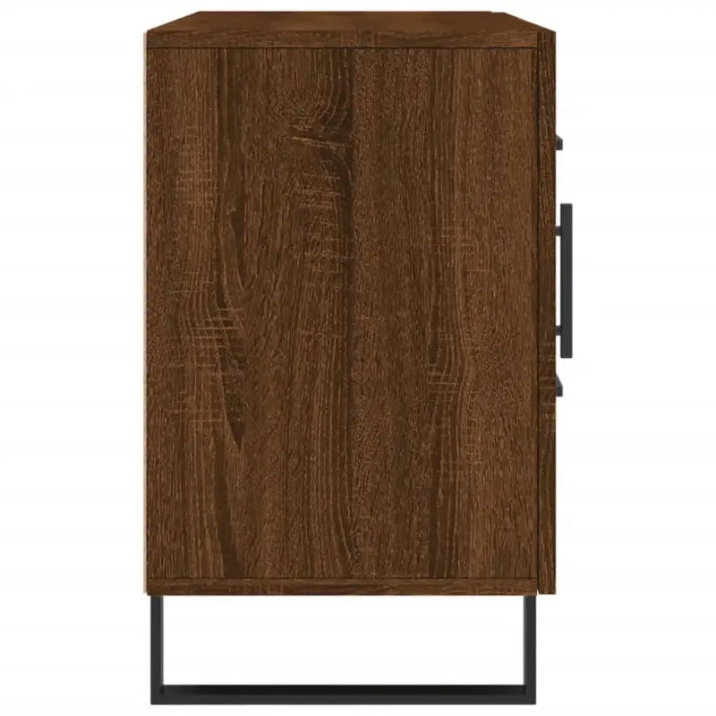 Modern dressoir met metalen poten en bewerkt hout voor een tijdloze uitstraling - Dressoirs & buffetkasten