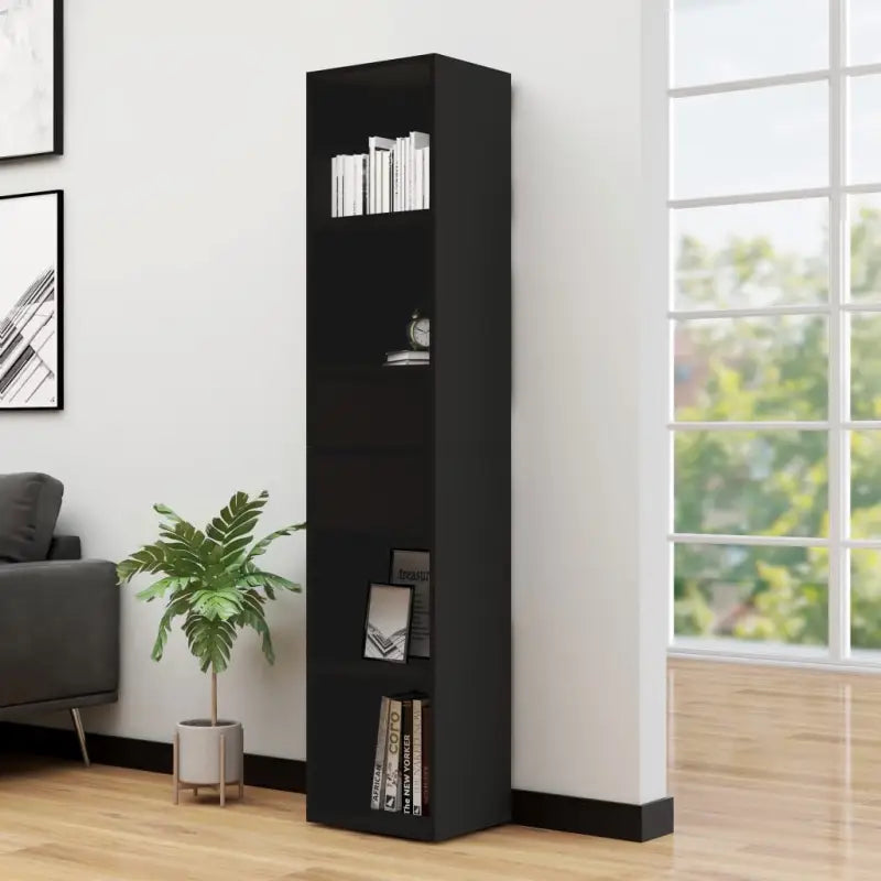 Moderne boekenkast van bewerkt hout voor een strakke inrichting - Boekenkasten