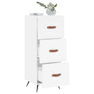 Moderne dressoir met metalen poten en bewerkt hout voor een tijdloze look - Dressoirs & buffetkasten