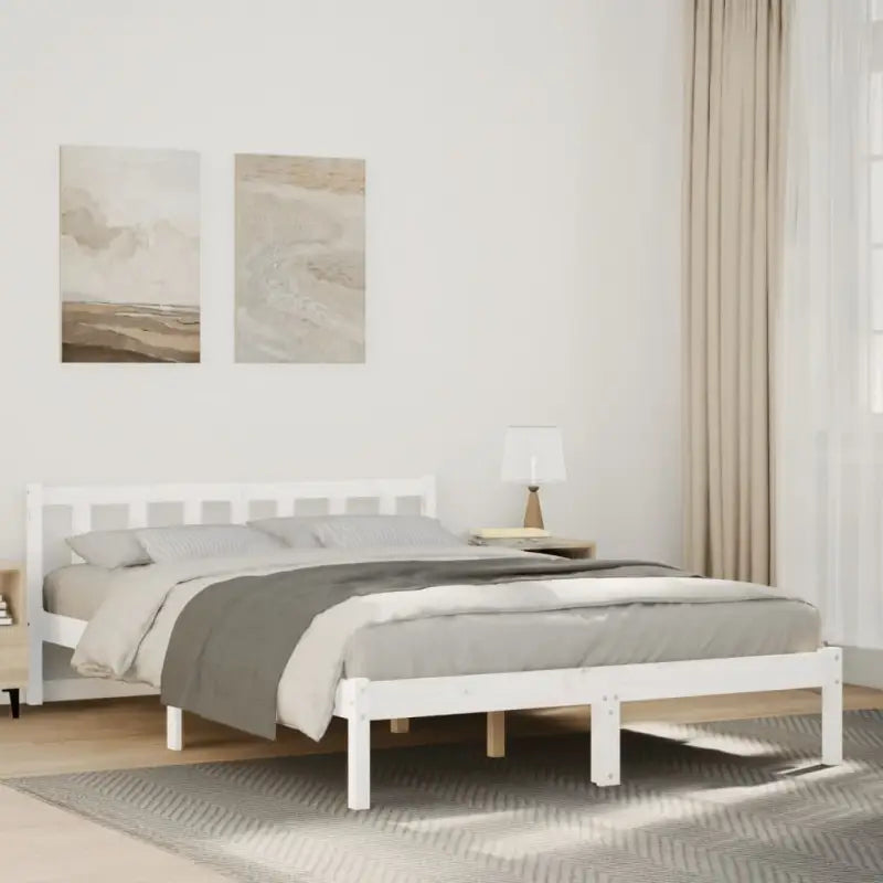 Moderne houten bedframe van massief grenenhout voor stijlvolle slaapkamers - Bedden & bedframes
