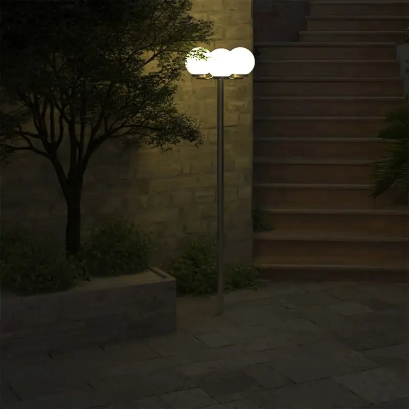 Moderne tuinverlichting van roestvrij staal voor buiten en oprit - Buitenverlichting