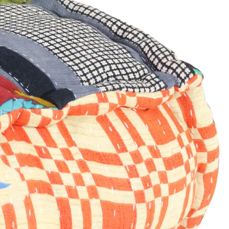 Modulaire poef met patchwork ontwerp voor exotische interieurstijl - Stoelkussens