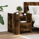 Nachtkastje met bewerkt hout voor een tijdloze interieur uitstraling - Gerookt eiken / 1 - Nachtkastjes