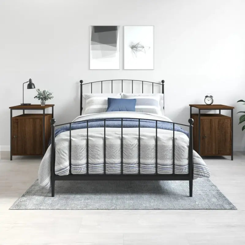 Nachtkastje met verstelbare poten en bewerkt hout voor een tijdloze uitstraling - bruin eikenkleur / 2 - Nachtkastjes