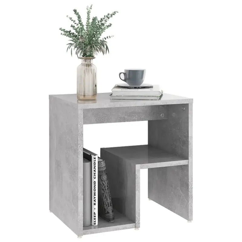 Nachtkastje van bewerkt hout met trendy en praktisch ontwerp - Nachtkastjes