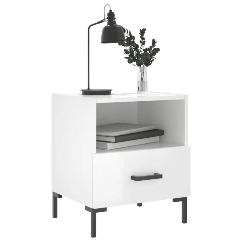 Nachtkastjes in hoogglans wit van bewerkt hout voor modern interieur - Nachtkastjes