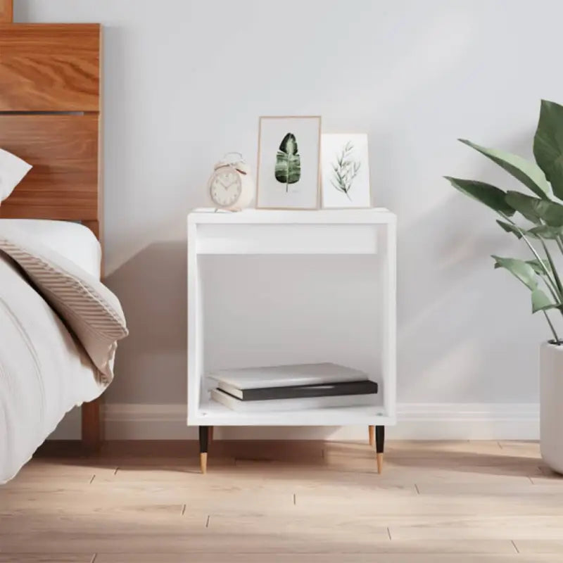 Nachtkastjes met bewerkt hout en metalen poten in een strak design - Wit / 1 - Nachtkastjes