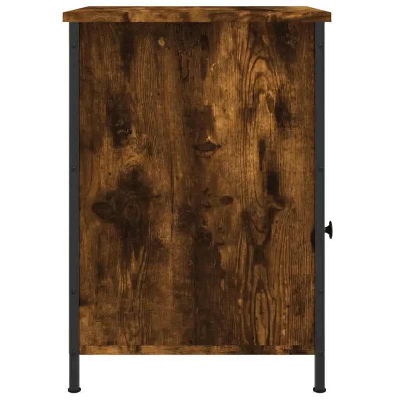 Nachtkastjes van bewerkt hout met elegant en tijdloos ontwerp - Nachtkastjes