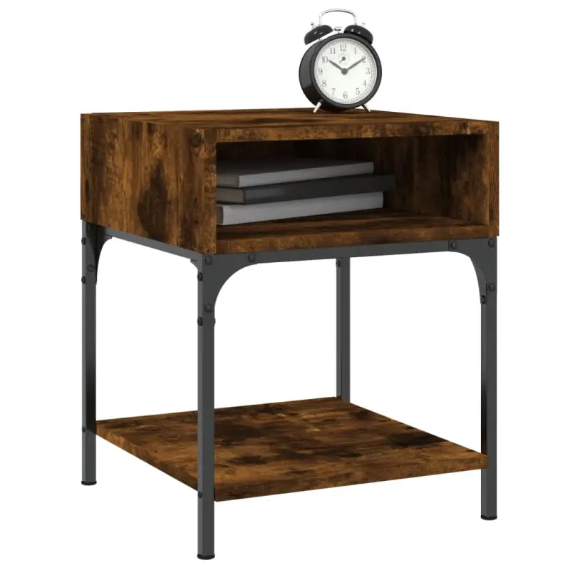 Nachtkastjes van bewerkt hout met elegant en tijdloos ontwerp - Nachtkastjes