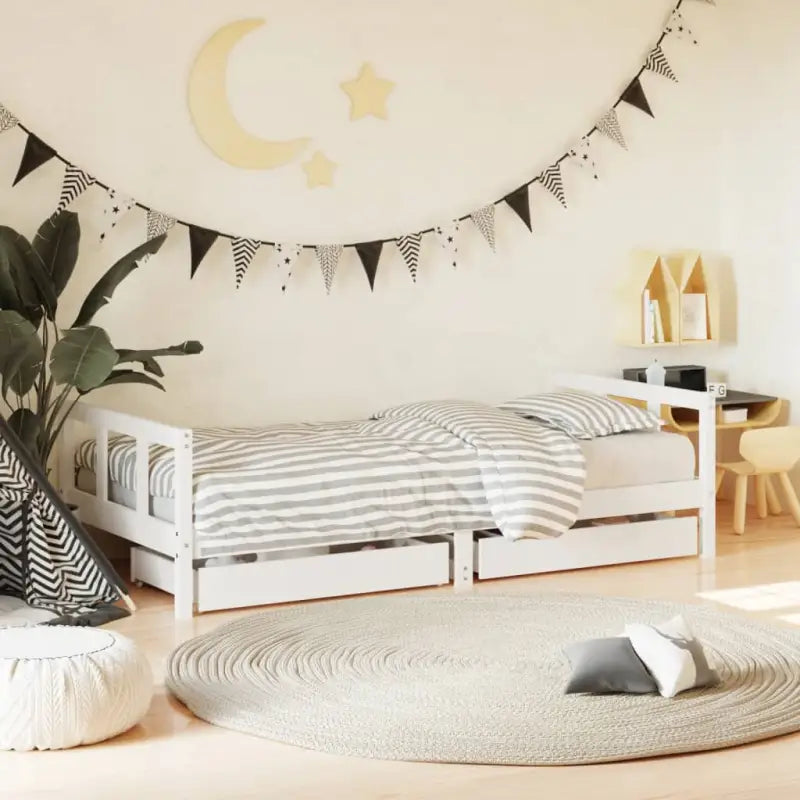 Peuter- en kinderbedden van massief grenenhout met tijdloos design - Wit / 90 x 190 cm - Peuter- & kinderbedden