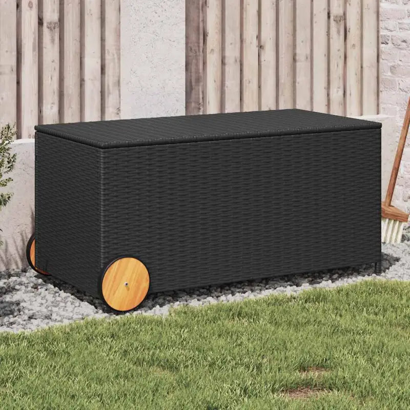 Poly Rattan Opbergbox met Gepoedercoat Stalen Frame voor Buiten - Zwart / 107 x 55 x 50/53 cm - Opbergboxen voor buiten