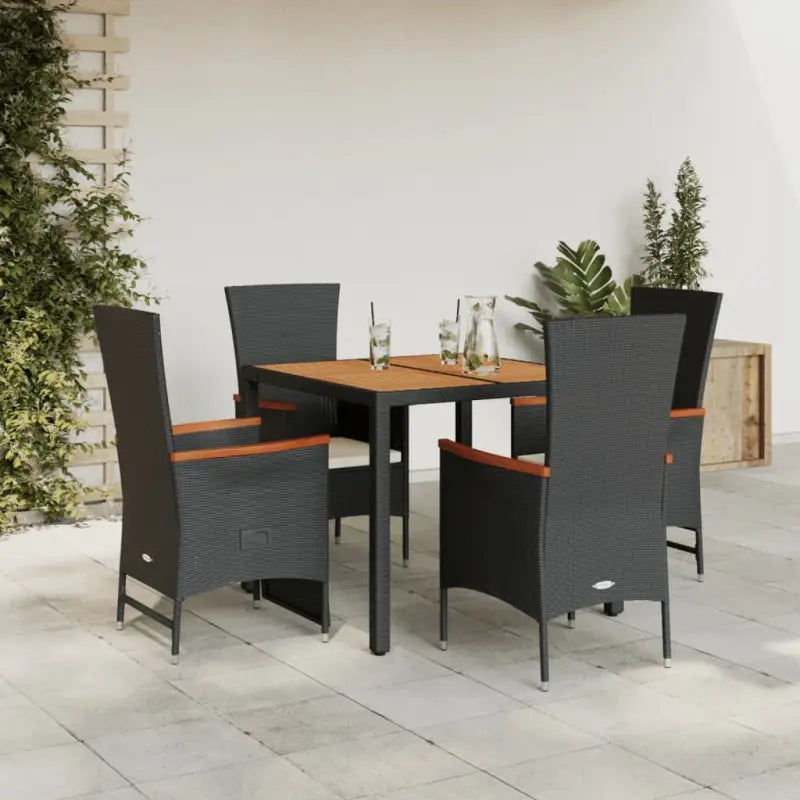 Poly rattan tuinset voor een comfortabele zitervaring met wasbare hoes - 90 cm tafellengte / reclining chair + armchair