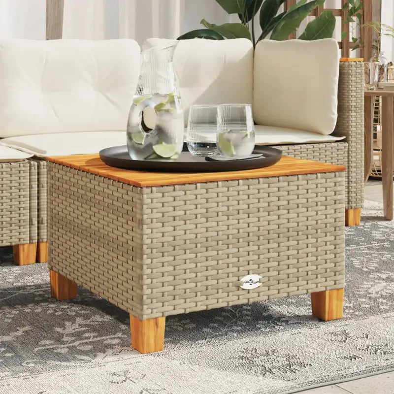 Poly Rattan tuintafel voor eenvoudig schoon en gezellige zithoeken - Tuintafels