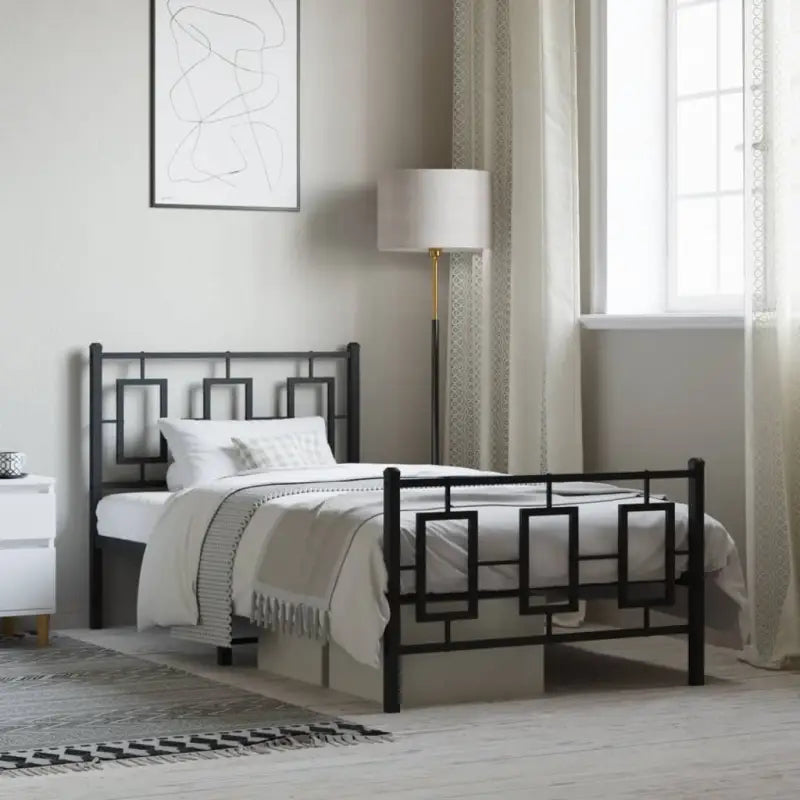 Robuust metalen bedframe met extra opbergruimte en tijdloos design - Zwart / 90 x 200 cm / met hoofdbord & voetbord