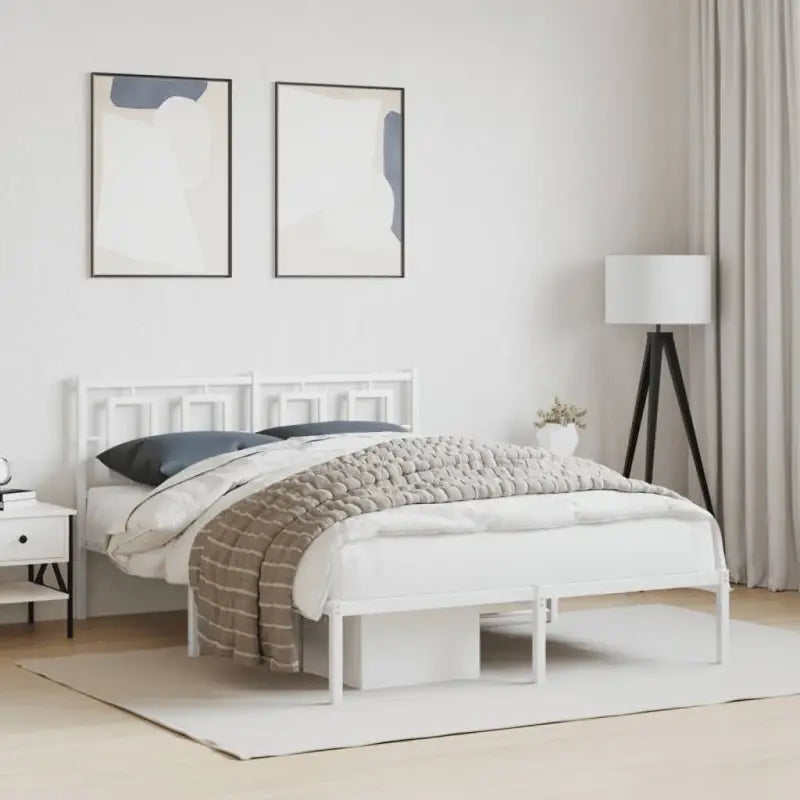 Robuust metalen bedframe met extra opbergruimte en tijdloos design - Wit / 140 x 200 cm / met hoofdbord - Bedden &