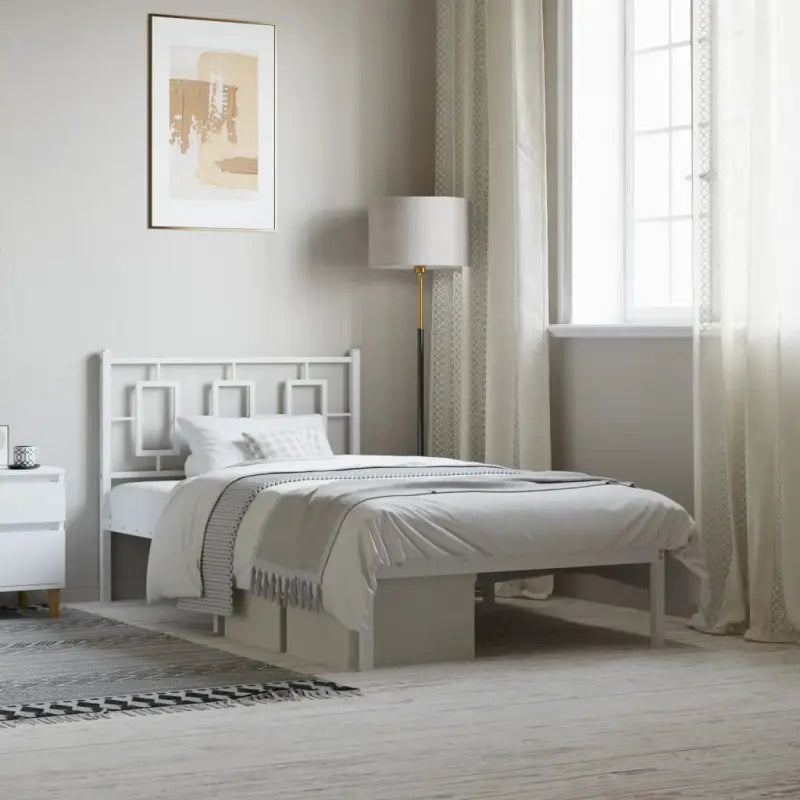 Robuust metalen bedframe met extra opbergruimte en tijdloos design - Wit / 100 x 200 cm / met hoofdbord - Bedden &
