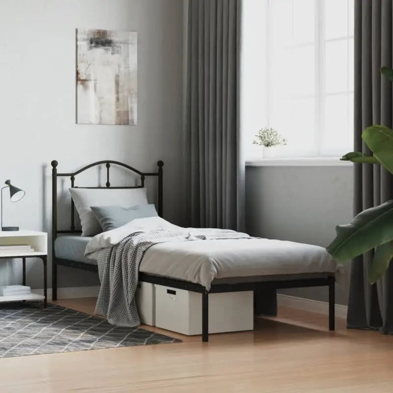 Robuust metalen bedframe met extra opbergruimte en tijdloos design - Zwart / 90 x 200 cm / met hoofdbord - Bedden &