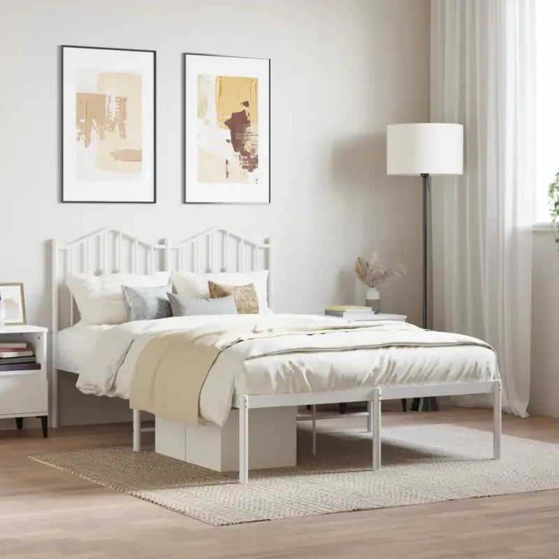 Robuust metalen bedframe met extra opbergruimte en tijdloos ontwerp - Bedden & bedframes