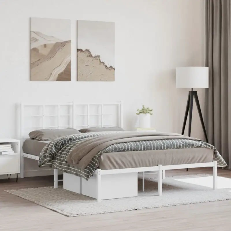Robuust metalen bedframe met extra opbergruimte en tijdloos ontwerp - Wit / 135 x 190 cm / met hoofdbord - Bedden &
