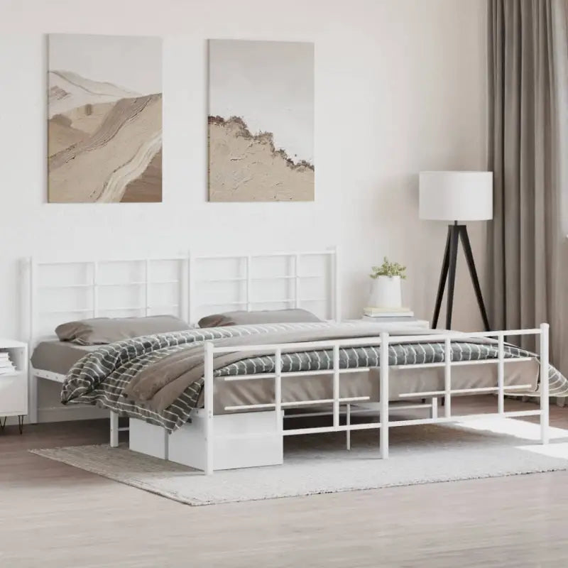 Robuust metalen bedframe met extra opbergruimte en tijdloos ontwerp - Wit / 200 x 200 cm / met hoofdbord & voetbord