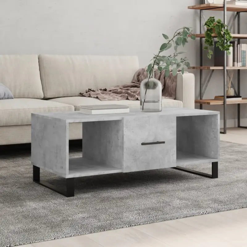 Salontafel met bewerkt hout en ijzeren poten voor elegantie - Salontafels