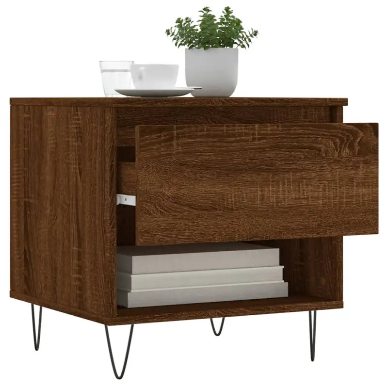Salontafel met bewerkt hout en metalen poten voor een elegante woonkamer - Salontafels