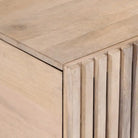 Salontafel met massief mangohout en glazen tafelblad - Salontafels