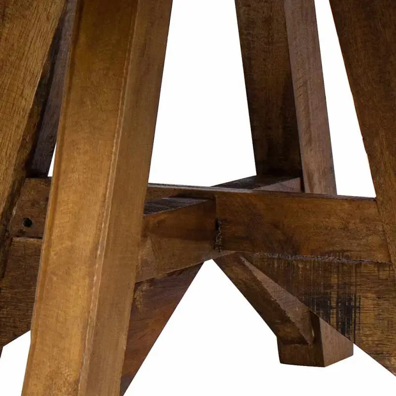 Salontafel van gerecycled hout met industriële uitstraling - Salontafels