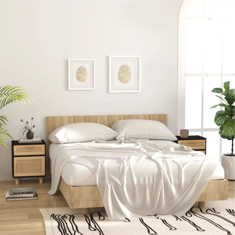 Scandinavisch nachtkastje van massief grenenhout met stevig blad - Nachtkastjes
