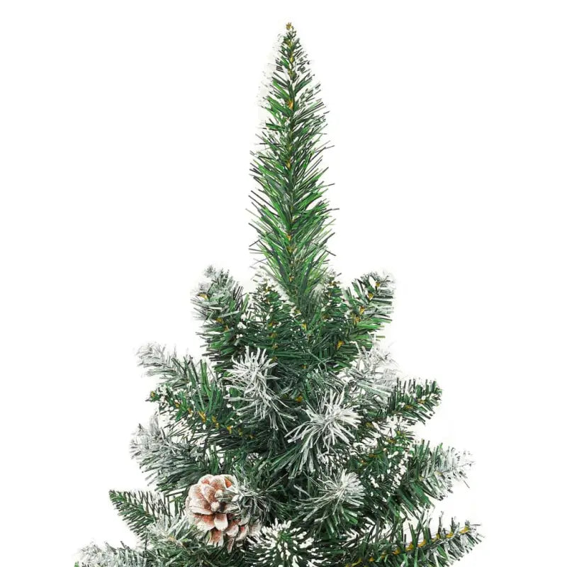 Smalle kerstboom met spitse uiteinden voor feestelijke sfeer in huis - Kerstbomen