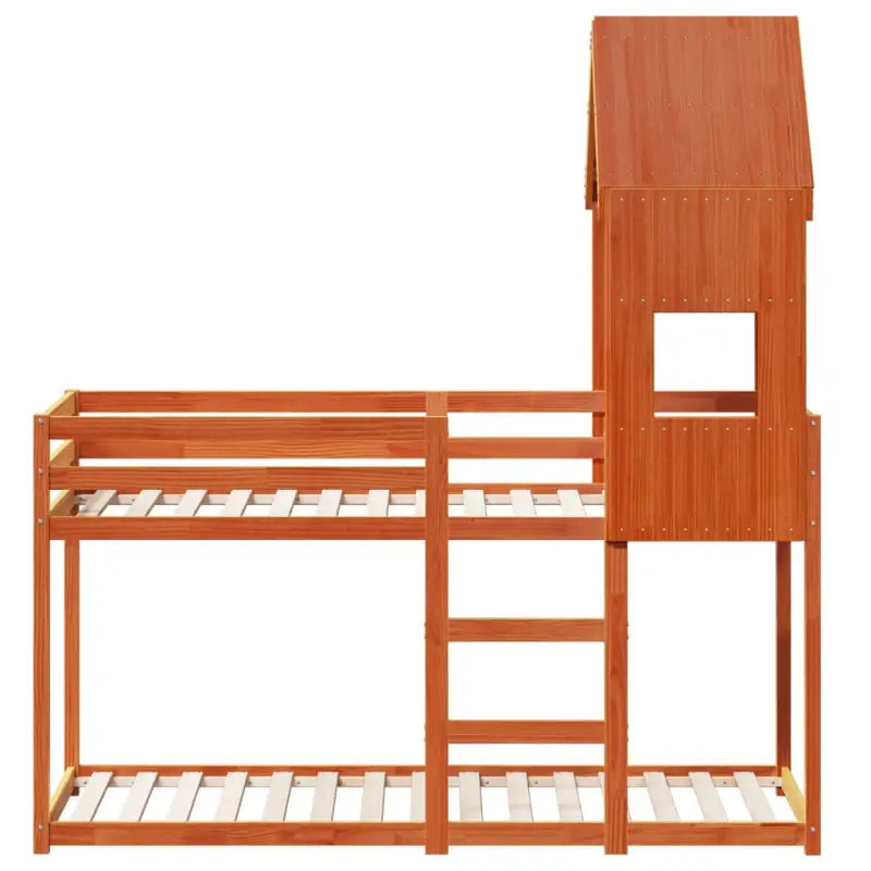 Stapelbed met bedhuis van massief grenenhout en multiplex lattenbodem - Bedden & bedframes