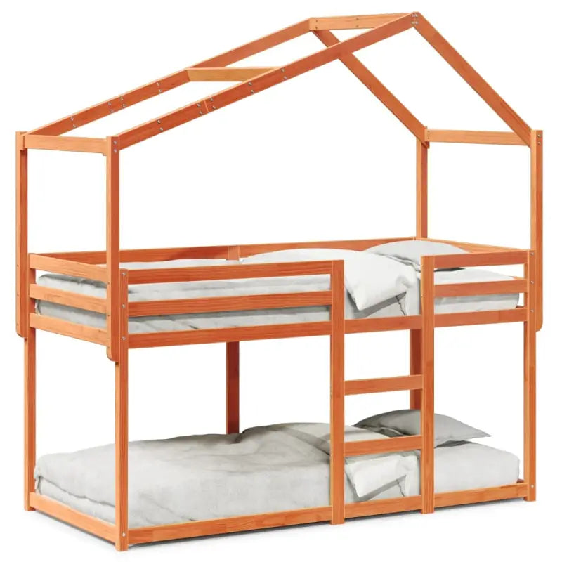 Stapelbed met bedhuis van massief grenenhout en open zijdeur - Bedden & bedframes