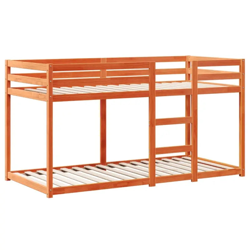 Stapelbed met bedhuis van massief grenenhout en open zijdeur - Bedden & bedframes