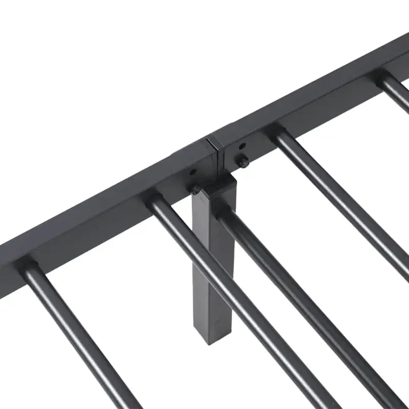 Stevig bedframe met extra opbergruimte en tijdloos design - Bedden & bedframes