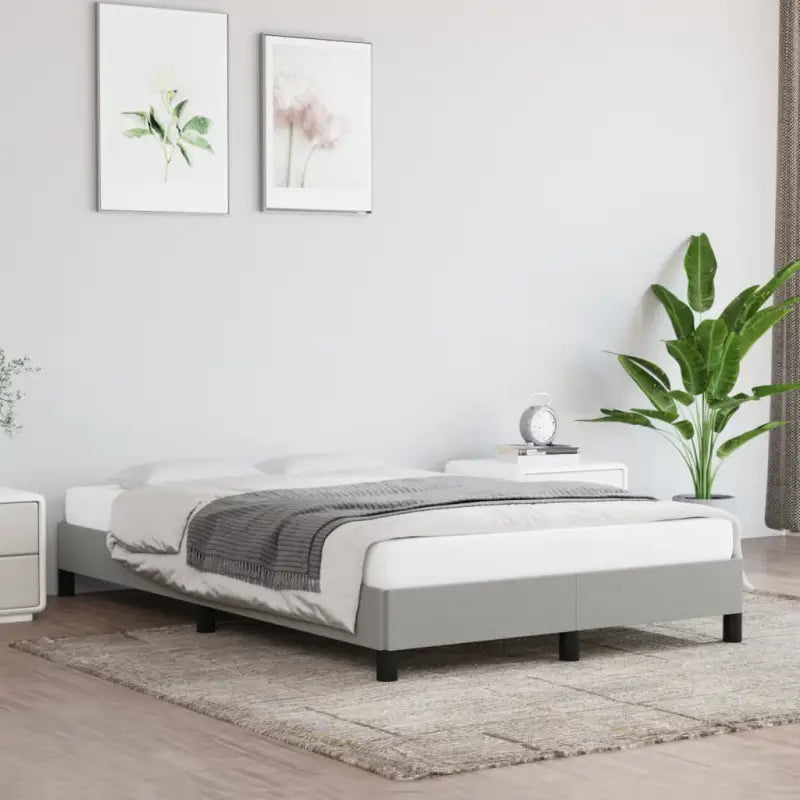 Stijlvol bedframe met multiplex lattenbodem voor optimale slaapkwaliteit - Bedden & bedframes