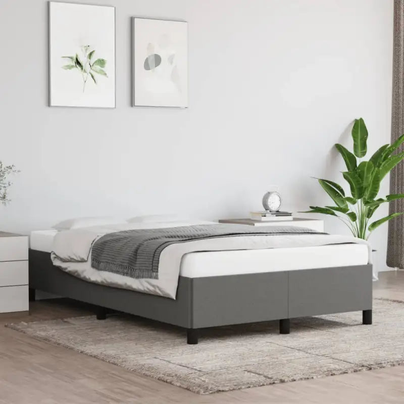 Stijlvol bedframe met multiplex lattenbodem voor optimale slaapkwaliteit - Bedden & bedframes