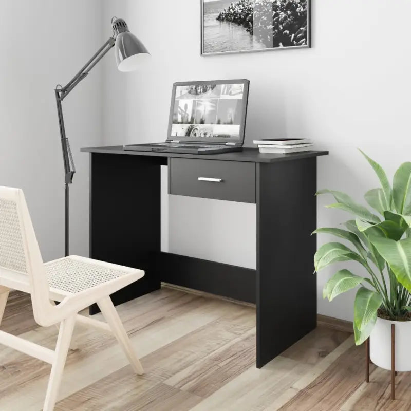 Stijlvol bureau van bewerkt hout voor studeer- of werkkamer - Zwart - Bureaus
