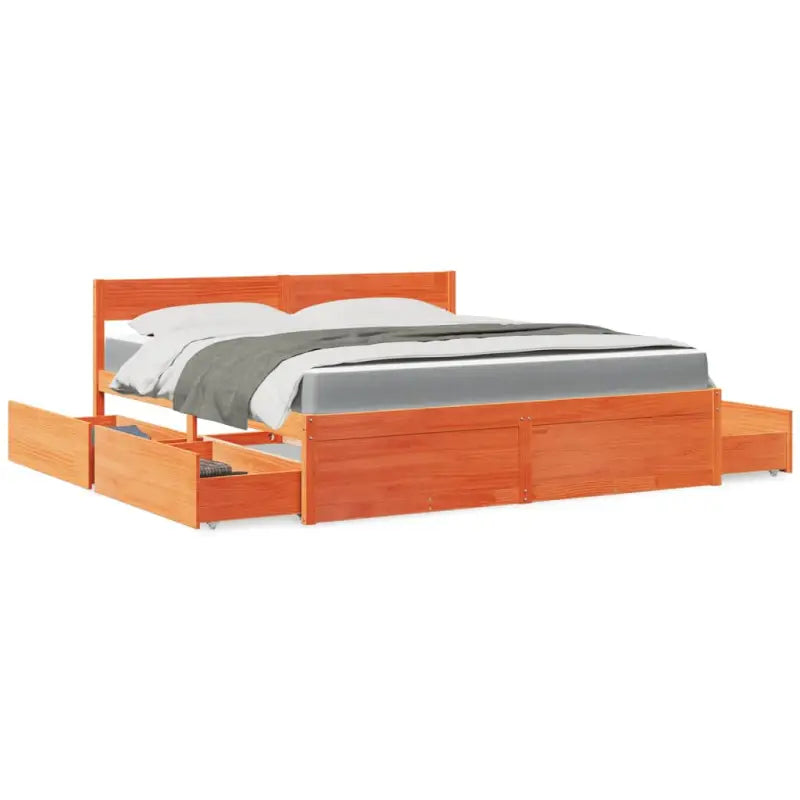 Tijdloos bedframe van massief grenenhout voor je slaapkamer - Wasbruin / 180 x 200 cm - Bedden & bedframes