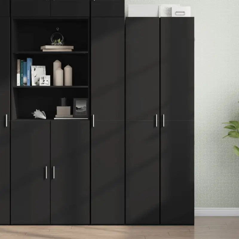 Trendy hoge kast van bewerkt hout met elegante uitstraling - Zwart / 1 - Dressoirs & buffetkasten
